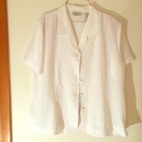 Kathy Lee Tops - Kathy Lee Women’s White Blouse